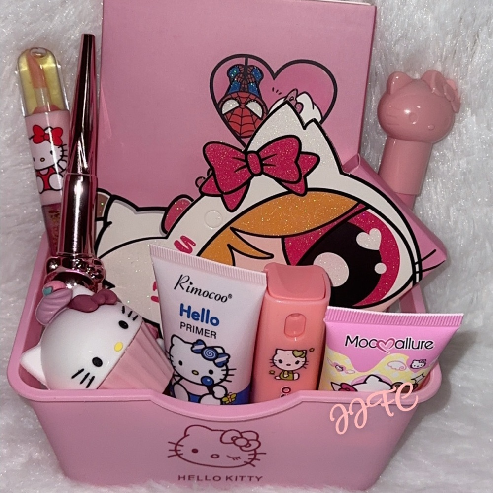 Cute Hello Kitty small makeup box - Picture 3 of 5